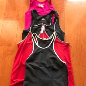 Under Armour HeatGear Lot! Now you’re SET! 🏋🏻‍♀️